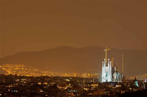 20 Things To Do In Barcelona At Night In 2024