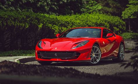 2018 Ferrari 812 Superfast Reviews | Ferrari 812 Superfast Price ...