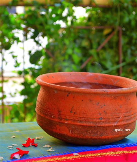 Upala: Mud pot/Clay pot cooking (Man paanai/Man Chatti samyal)