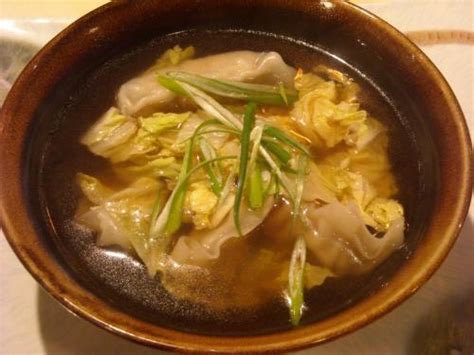 Japanese Food Recipes: Gyoza Soup Recipe