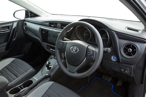 Auris Hybrid Interior (2015 - 2016) - Toyota Media Site