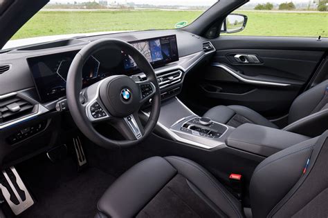 2023 BMW 320d Touring Showcases its Facelift Changes