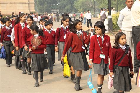 School Field Trip, India Gate, Delhi, India, 2010 | Indian s… | Flickr