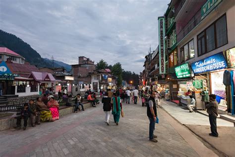 6 Shopping Places in Manali; Perfect Places to Shop in Manali