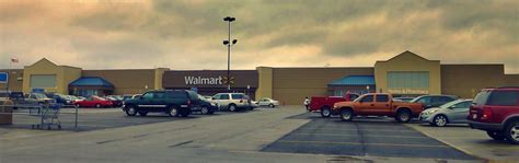 Walmart Findlay, Ohio | This was originally a discount store… | Flickr