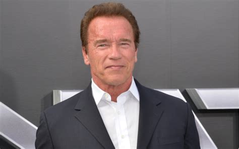 ARNOLD SCHWARZENEGGER UNDERWENT HEART SURGERY AGAIN – Hot 106.1 FM