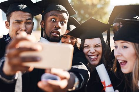 50+ Best Graduate Puns for Instagram