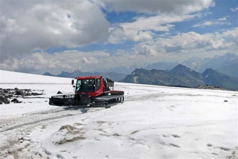 How to climb Mt. Elbrus - a detailed climbing guide - STINGY NOMADS