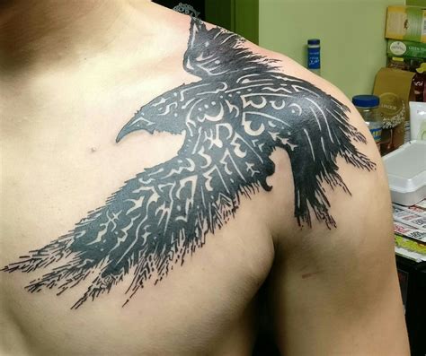 Pin by Jeff Porter on Tattoos for men | Raven tattoo, Mens shoulder ...