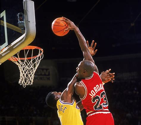 🔥 [62+] Michael Jordan Dunking Wallpapers | WallpaperSafari