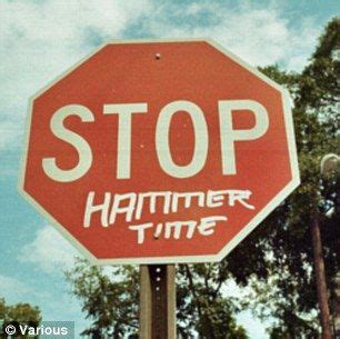 Hilarious signs IMPROVED by graffiti sweep the web | Graffiti, Signs, Stop sign