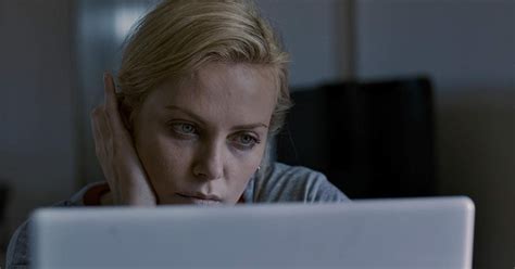 Review: Charlize Theron Grows Up – 'Young Adult' • Rick Chung Vancouver Journal