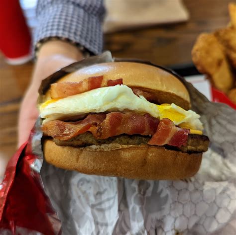 Smooch Food: Breakfast Baconator from Wendy's