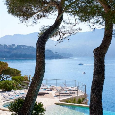 5 seaside hotels to summer in Provence | Dream hotels, Seaside hotel ...