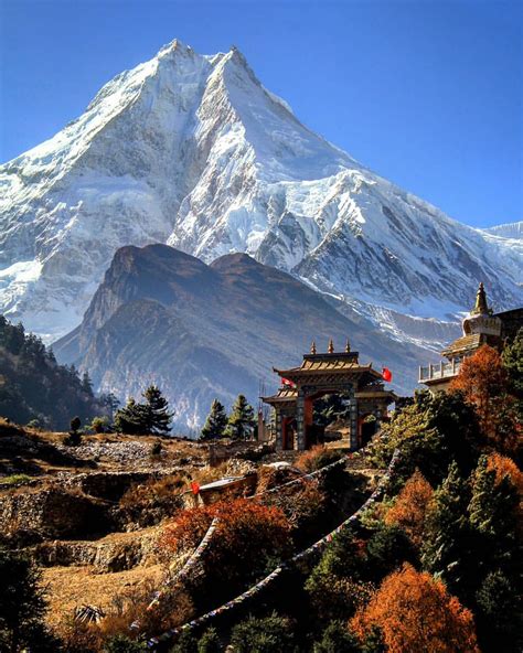 Majestic manaslu 8163 m. 8th highest mountain in the world. Manaslu ...