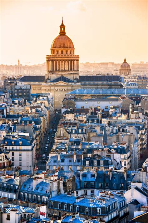 What is the Paris Latin Quarter? Discover the famous 'City of Lights'!