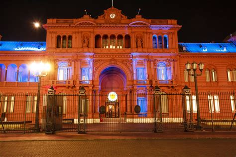 La Casa Rosada se ilumina de azul en el Día de Concientización sobre el Autismo