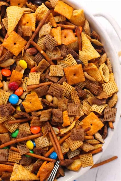 Spicy Chex Party Mix - SueBee Homemaker