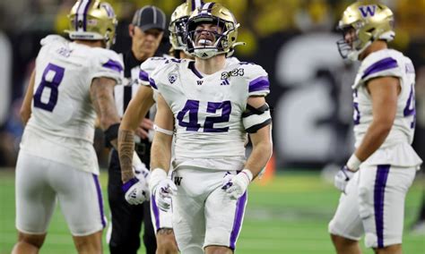 Carson Bruener announces return to UW Football