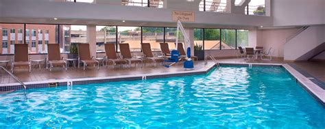 East Lansing Hotels with Indoor Pool | Marriott East Lansing at ...