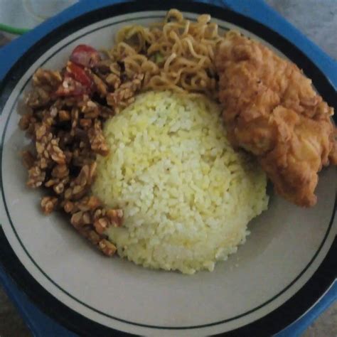 Resep Nasi Gurih Rice Cooker Sederhana Rumahan di Yummy App