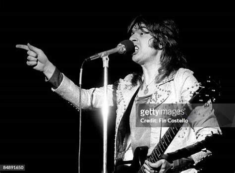 USA Photo of FOGHAT, Dave Peverett performing live on stage News Photo ...