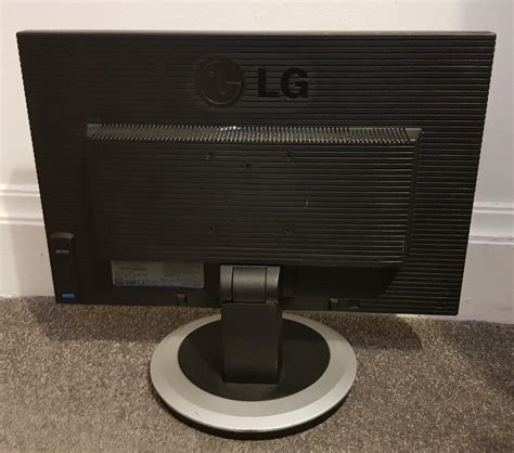 LG 19" Monitor in SM1 Sutton für 5,00 £ zum Verkauf | Shpock DE