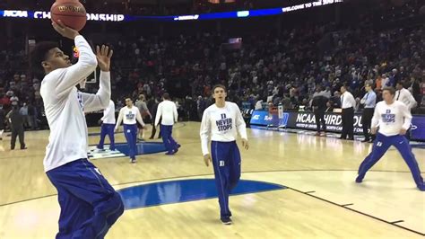 Duke basketball players warmup before their game against Sa - YouTube