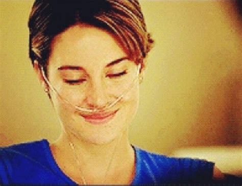 Hazel grace Lancaster this is exactly how I pictured her! | Hazel grace ...