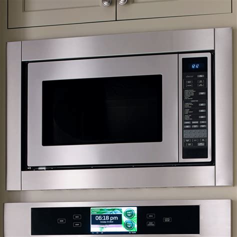 Discovery 24" Convection Microwave in Stainless Steel