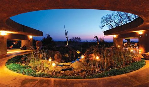 Sabi Sabi Earth Lodge | AfricanSafaris.com