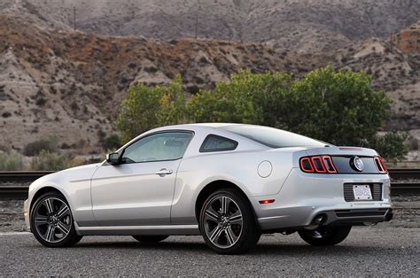 2013 Ford Mustang V6: Review Photo Gallery - Autoblog