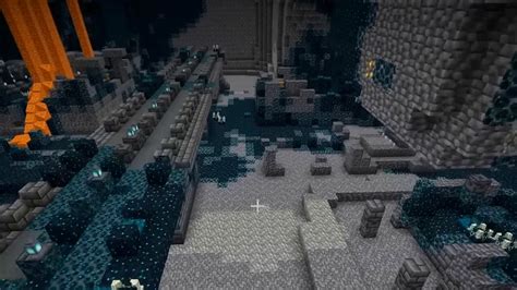 Minecraft: How to Find the Deep Dark Biome | VGKAMI