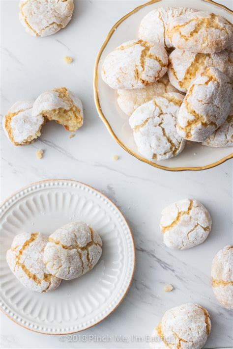 Ricciarelli: Chewy Italian Almond Cookies | Pinch me, I'm eating!