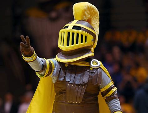 Valpo changing Crusaders nickname, mascot after criticism