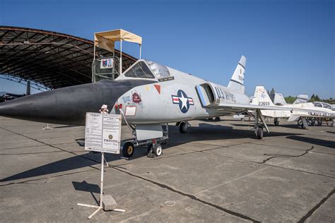 seda Jajaja Mono convair f 106 delta dart gene exposición descanso