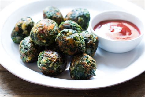 Garlic Spinach Balls Recipe by Archana's Kitchen