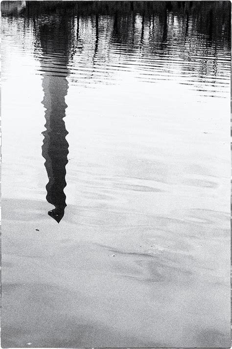 Washington Monument Reflection Photograph by Joshua M Hoover - Fine Art America