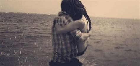 Couple Hug GIF - Couple Hug Beach - Discover & Share GIFs | The last ...