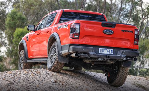 2023 Ford Ranger Raptor – off road – PerformanceDrive