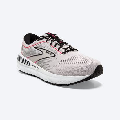 Running Shoes for Flat Feet | Brooks Running