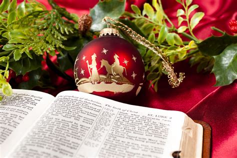 7 Christmas Bible Verses To Reflect On Over The Holidays - Believe