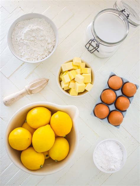 Zesty Lemon Bars - Recipes by Carina