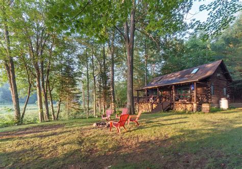 12 Cozy Adirondack Cabins for Your New York Vacation