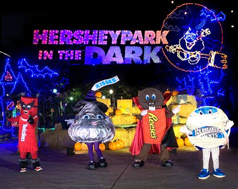 How Theme Parks Are Celebrating Halloween 2021