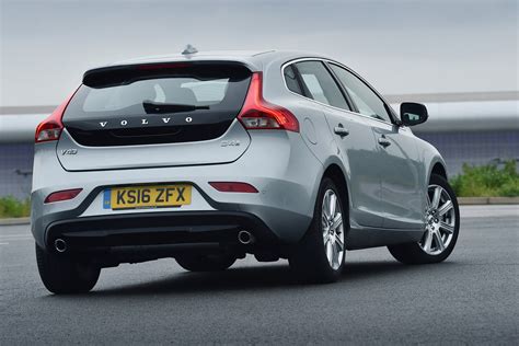 Used Volvo V40 Hatchback (2012 - 2019) Review | Parkers