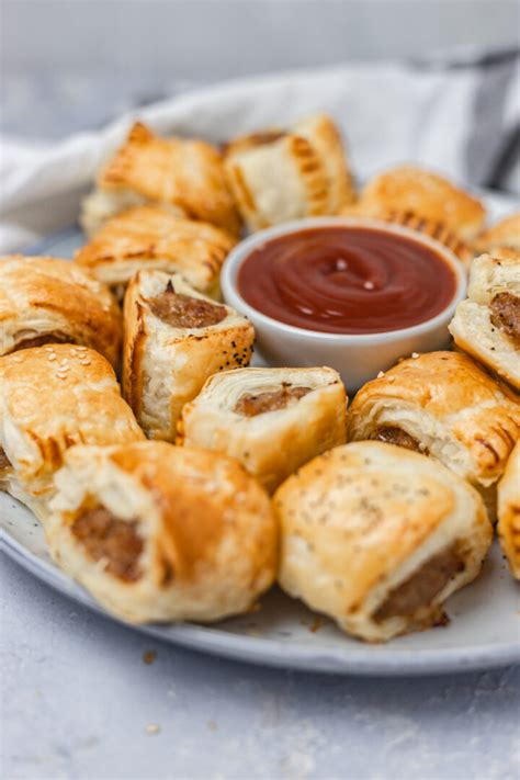 Mini Sausage Rolls Recipe - cravingsmallbites.com