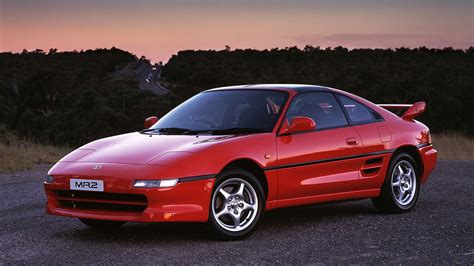 Toyota Mr2 Vs Fiero: Which Is The Better Mid-Engine Sports Car?