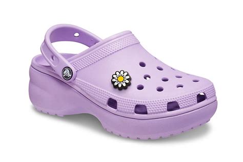 The 8 Best Platform Crocs: Platform Clogs & Sandals to Shop – Footwear News