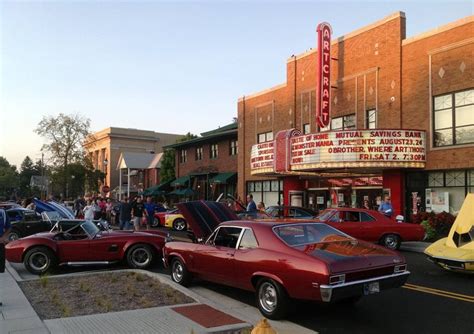 There Are 3 Must-See Roadside Attractions In Franklin, Indiana